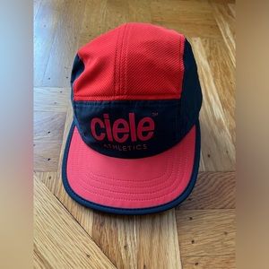 Ciele GOCap Century running hat (red & navy, one size - 58cm)